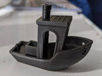 Ender 3v2 PLA printed benchy default settings in PrusaSlicer